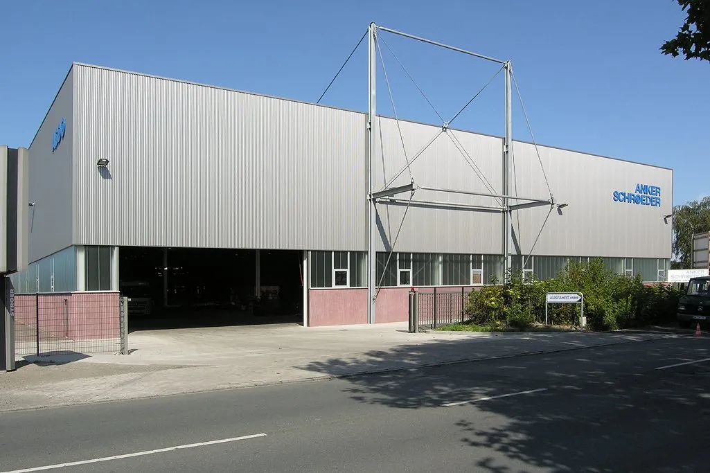 Innenraum Kran- und Logistikhalle